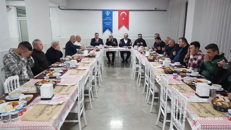 Zonguldak'ta Müsiad üyeleri Hafız öğrencilerle Iftarda Buluştu.