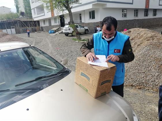 Muş Il Müftülüğü Ve Tdv şubesinden Ihtiyaç Sahibi Ailelere Yardım