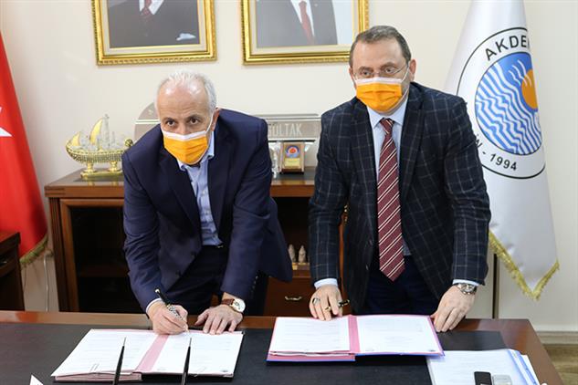 Mersin'de "akdeniz’in Parlayan Yıldızları" Projesi Protokolü Imzalandı