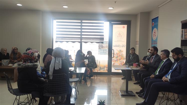 Diyarbakir'da "diyanet Genç Ofis" Ziyareti