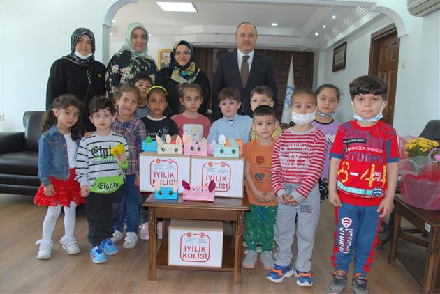 Karabük'te "minik Ellerden Büyük Iyilik"