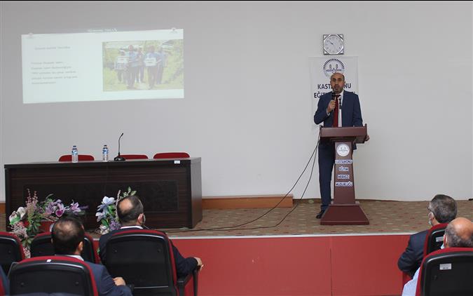 Kastamonu'da "türkiye Diyanet Vakfı 2021 Yılı Vekalet Yoluyla Kurban Kesim Organizasyonu" Kapsamında Istişare Toplantısı Düzenlendi.