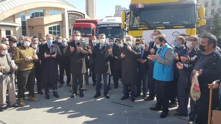 Ankara'da "iyilik Tırları" Dualarla Yola çıktı