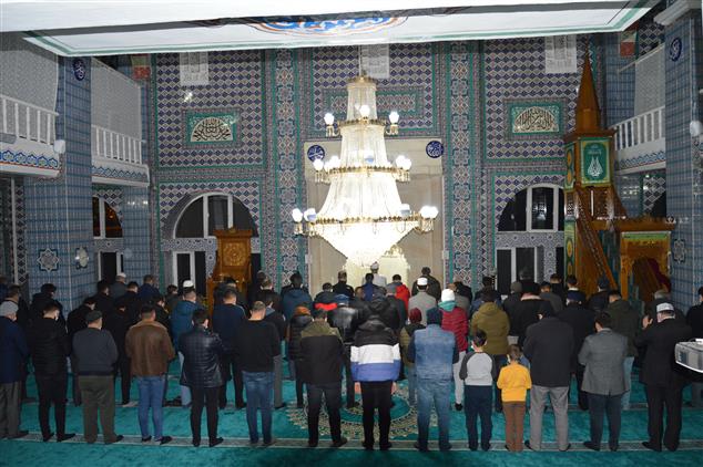 Ardahan'da Regaib Kandili Idrak Edildi