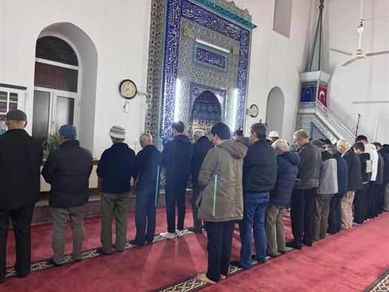 REGAİB KANDİLİNDE SABAH NAMAZI BULUŞMASI YAPILDI