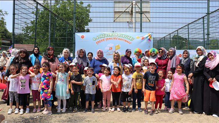 Bartın'da öğrenciler Kadim Oyunları şenliği'nde Eskimeyen Oyunları Oynadı