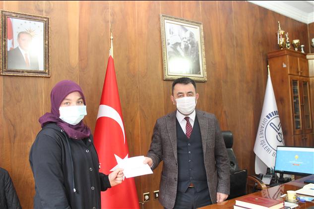 Amasya'da Resim Ve Kompozisyonda Dereceye Giren öğrencilere ödülleri Verildi