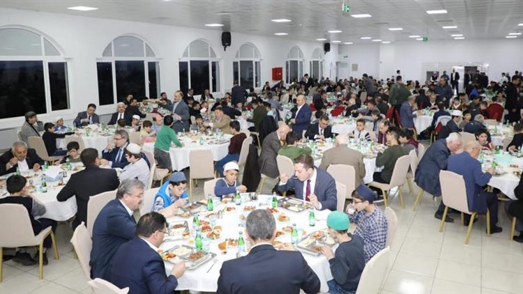 Afyonkarahisar'da “salar Fatih Kur’an Kursunda Hafızlarla Iftar Sevinci…”