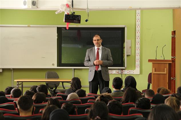 Agri'da Sarı: Islam Tarihi Bizler Için Sayısız Rol Model Sunmaktadır