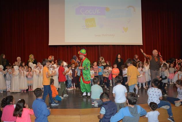 Sinop Il Müftülüğü 4-6 Yaş Grubu Kur'an Kurslarında Eğitim Gören öğrencilere Yönelik "kadim Oyunlar çocuk şenliği" Düzenledi.