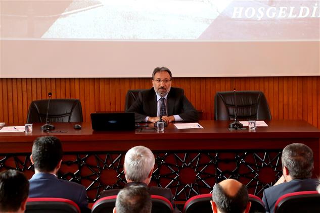 Istanbul Müftüsü Prof. Dr. Safi Arpaguş’un Riyasetinde Ilçe Müftüleri Toplantısı Yapıldı