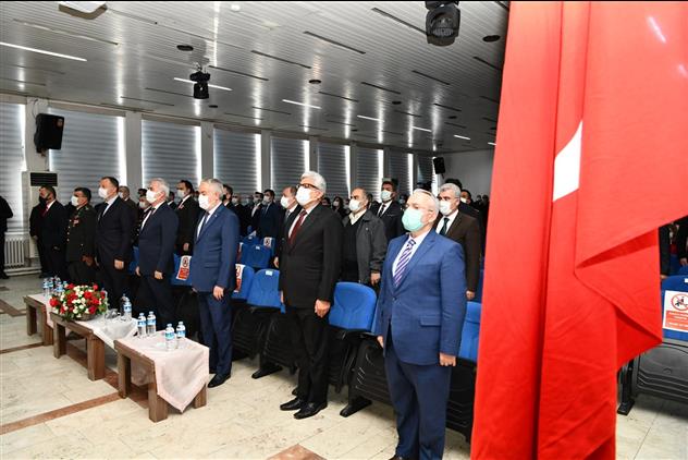 Isparta'da Istiklal Marşı Yarışmasında ödüller Sahiplerini Buldu