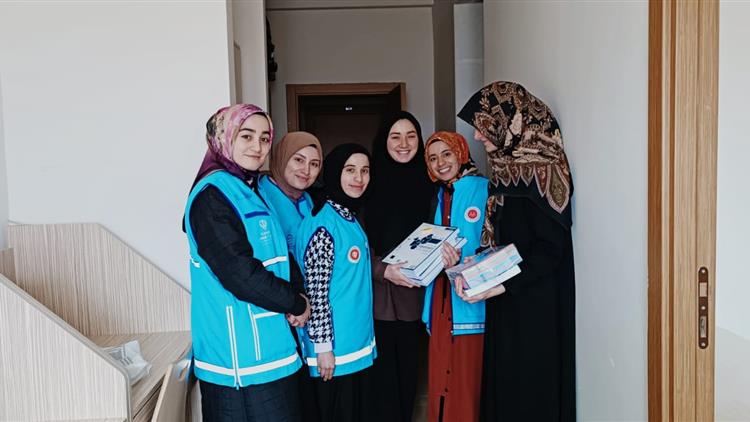 Kars'ta Tdv Gençlik Kollarından Sınava Hazırlanan Depremzede Gençlere Ziyaret