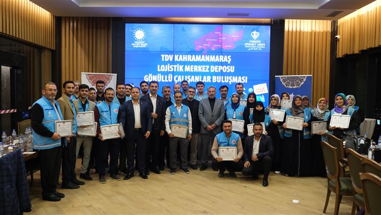 Kahramanmaras'da Tdv Lojistik Merkez Depo Gönüllüsü Din Görevlileri Buluşması