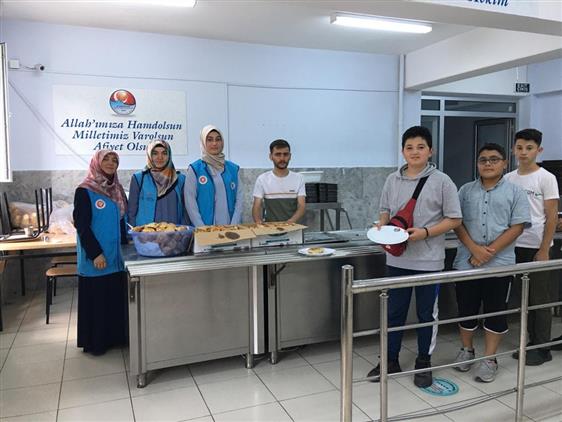 Afyonkarahisar'da “tdv'den Yatılı Yaz Kur'an Kursumuzda Eğitim Gören öğrencilere Ziyaret”