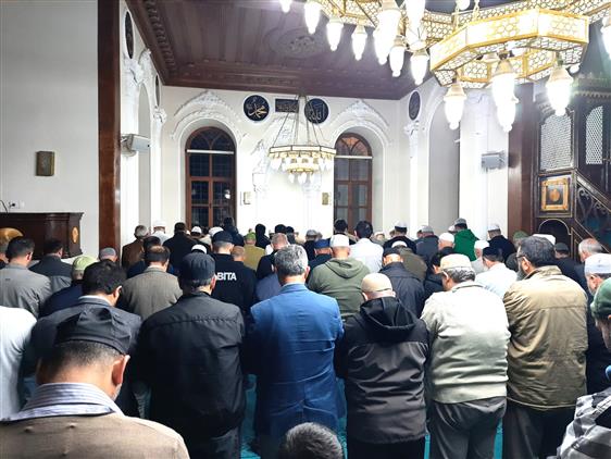 Tekirdağ’da Sabah Namazında Mazlumlar Için Eller Semaya Kalktı