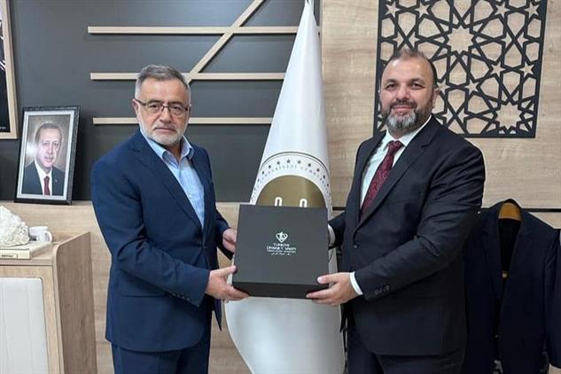 Kütahya'da Türkiye Diyanet Vakfı Genel Müdürü Izani Turan'dan Hayırlı Olsun Ziyareti