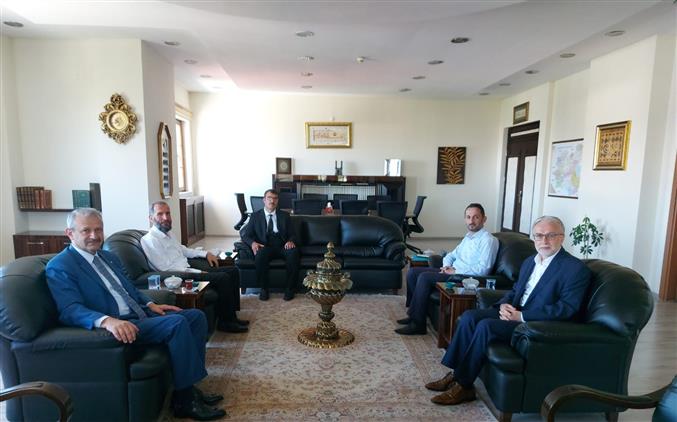 Erzurum'da Türkiye Diyanet Vakfı (tdv) Genel Müdür Yardımcısı Recep şükrü Balkan, Müftümüz Dr. Rüstem Can'ı Ziyaret Etti.