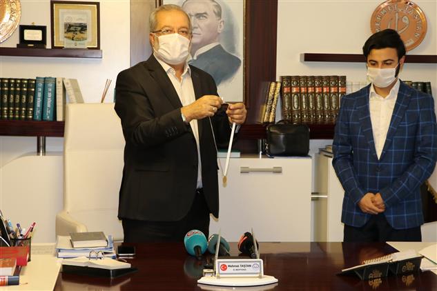 Şanlıurfa'da Türkiye üçüncüsünü Il Müftülüğü Unutmadı