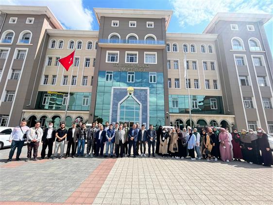 Uip’li öğrenciler Bursa Il Müftülüğünü Ziyaret Etti
