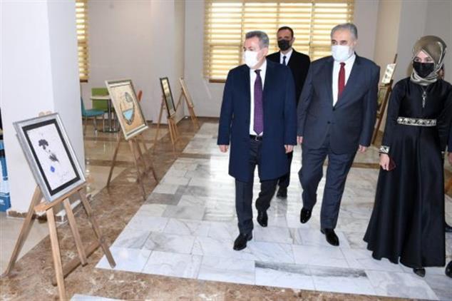 Adana'da Vali Elban’dan Türkiye Diyanet Vakfı Yükseköğretim Kız öğrenci Yurduna Ziyaret