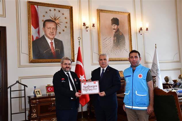 Tekirdağ'da Vali Yıldırım, Kurban Vekâletini Tdv' Ye Verdi