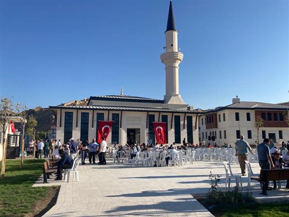 Bayburt'ta Valide Camii Ve Terzi Mustafa Efendi 4-6 Yaş Kur'an Kursu Hizmete Açıldı