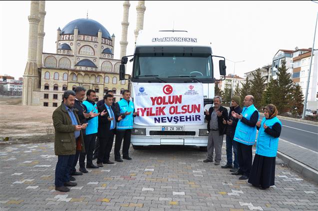 Nevşehir'de Yardım Tırı Dualarla Suriye’ye Uğurlandı...