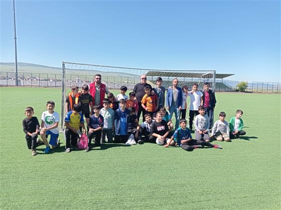 Ardahan'da Yaz Kur’an Kursu öğrencileri çeşitli Etkinliklerle Hem Eğleniyor Hem öğreniyor