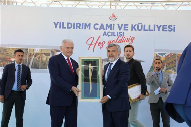 Erzincan'da Yıldırım Ailesi Camii Ve Külliyesi Düzenlenen Törenle Hizmete Açıldı