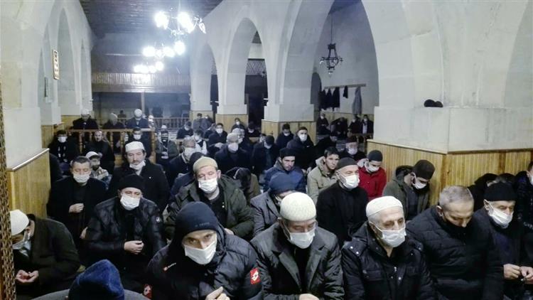 Yılın Ilk Sabah Namazında Bayburt, Ulu Cami'de Buluştu