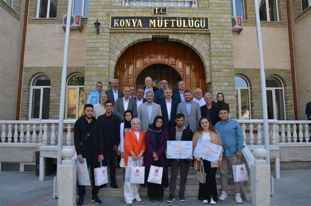 Konya'da Yuvalar Kuruyoruz Projesi Kapsamında 7 çift Için çeyiz Ve Evlilik Yardımı